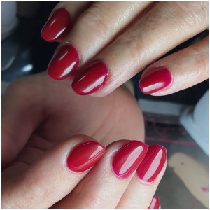 Formation - Pose de vernis semi-permanent en 10 min Formation - Pose de vernis semi-permanent en 10 min